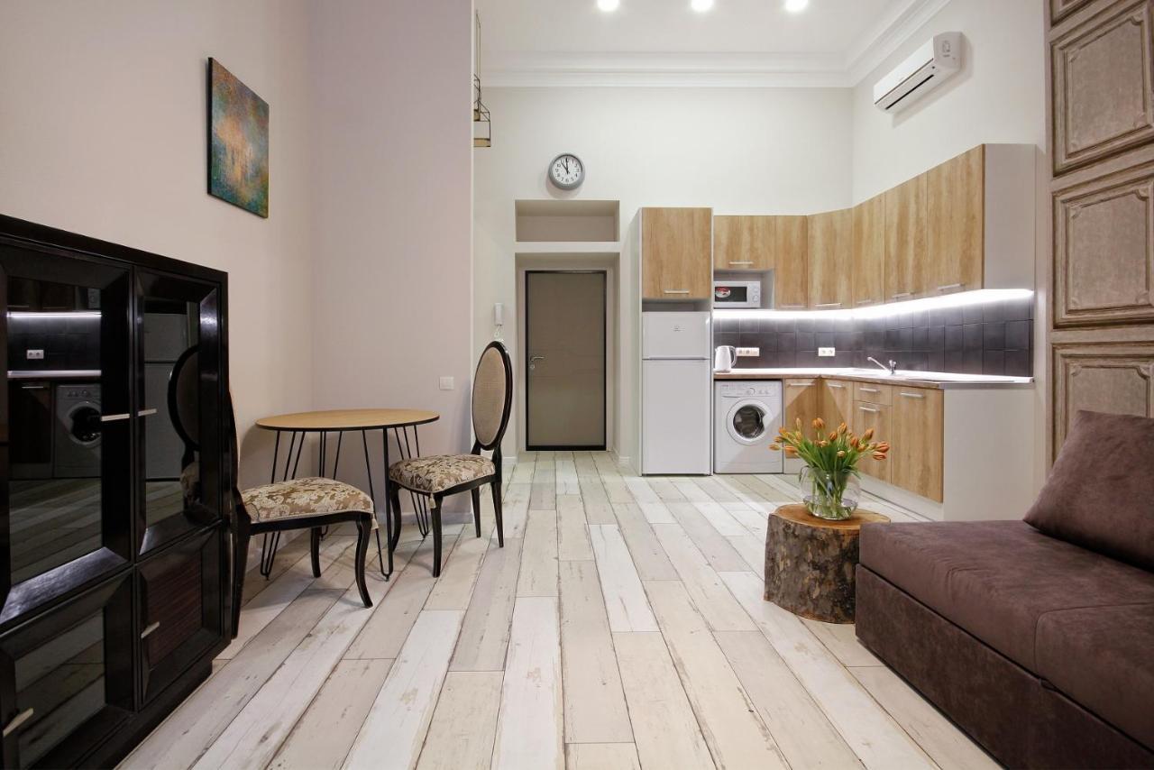 D5 Apartments Одесса Экстерьер фото