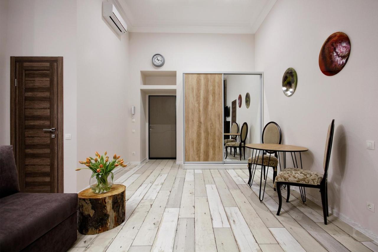 D5 Apartments Одесса Экстерьер фото